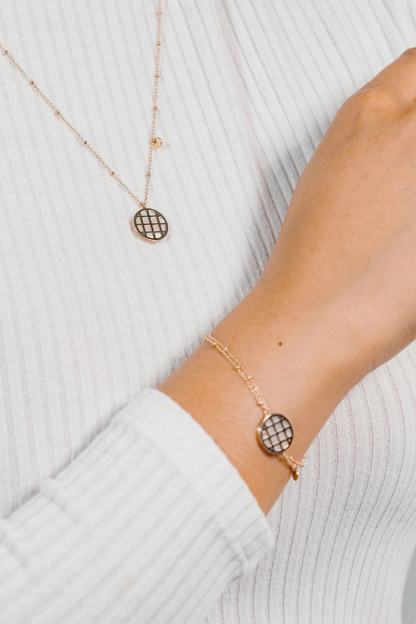 Mother of Pearl Necklace