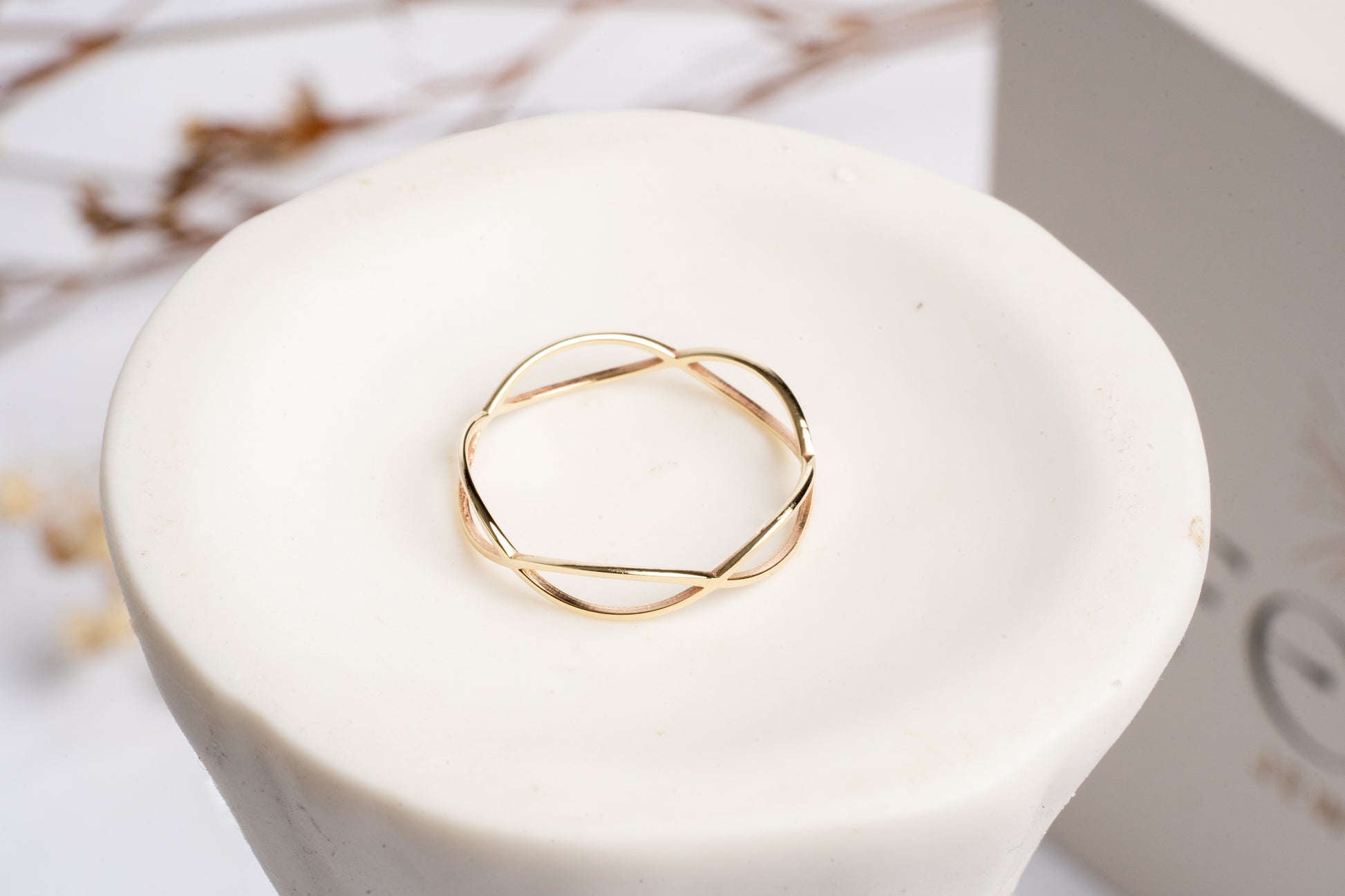 helix gold ring in 9k gold with eternity or infinity design style
